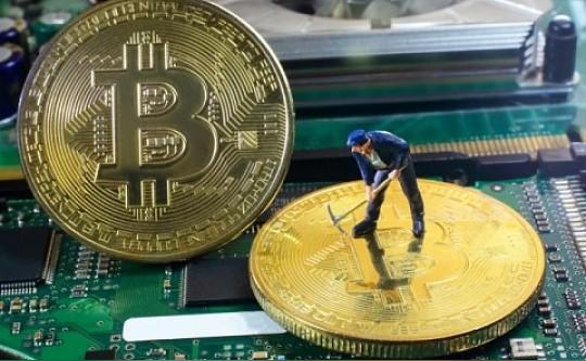 跌跌不休的比特币:已破挖矿成本，矿场主还会继续挖矿吗?