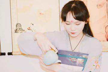 工作女郎污陶艺撸点gif动图