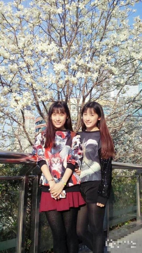 姐姐孙雨朦,妹妹孙雨彤是英语语言文学专业学生