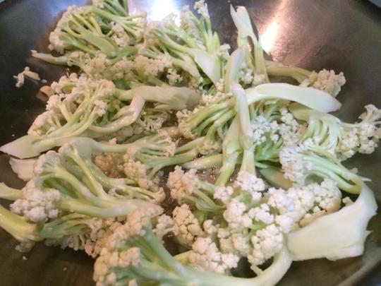 大盘花菜的做法_【图解】大盘花菜怎么做如何做好吃