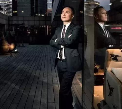 创业累到吐血差点死掉,在偶遇马云彻底改变人生,如今身家百亿