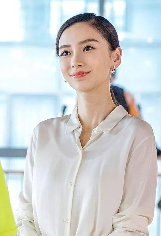 《创业时代》杨颖职场妆没在怕!干练的职场气质怎么学?