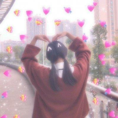 抖音冒爱心情侣头像_抖音超火人像情侣头像_游戏吧