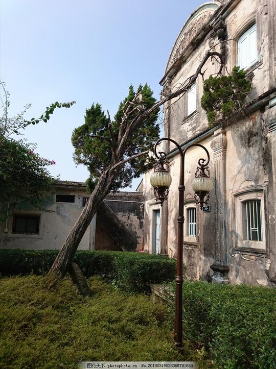 前美村古建筑汕头澄海古楼老房子老建筑建筑节日风景摄影