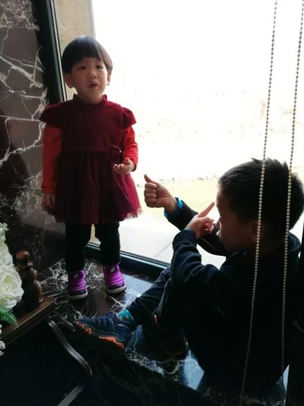 正月初五---六六和爷爷一起过生日