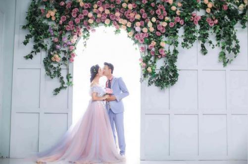 对新婚夫妇的祝福语