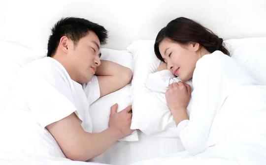 我弟借我钱做生意时亏本，十多年了只字不提还钱，我该如何办才好(做生意老是亏本怎么办)