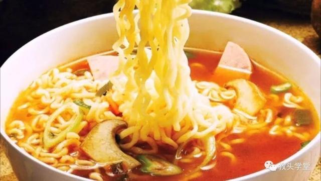 10元以上的方便面销量逐年增长