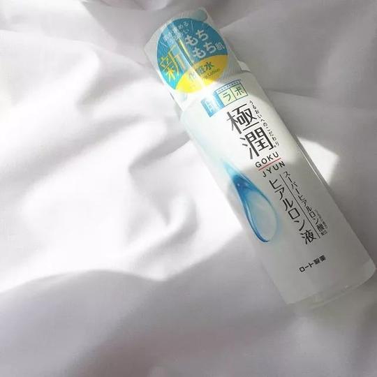 爆款护肤品买到断货?这些冷门产品比爆款还好用
