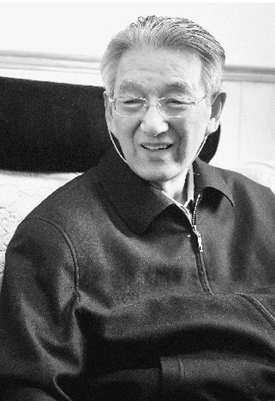著名哲学家,北大哲学教授黄楠森走完92岁人生