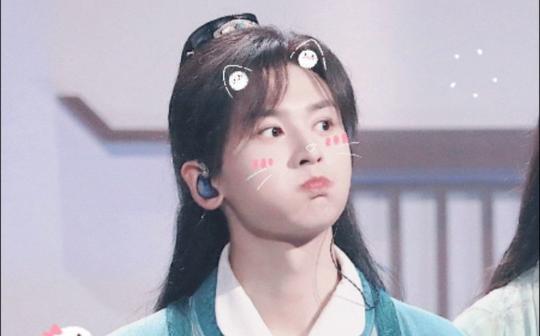 张哲瀚|老婆的抖抖也太可爱了吧!!蹦哒到我心里去了!!