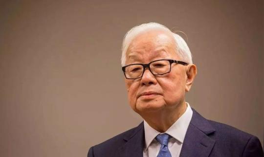 一美元改写命运轨道:他，56岁创业打造全球最大芯片代工厂