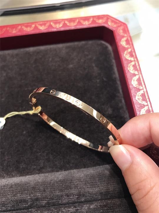 cartier/卡地亚love手镯女无钻宽版18k玫瑰金窄版男经典情侣手环