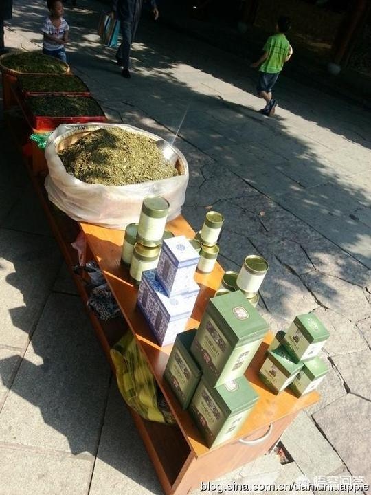 在农村集市上，都有哪些摊子虽然很小，但利润却非常之高的小生意?