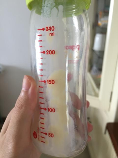 宝宝突然不吃奶瓶怎么回事
