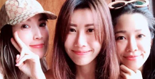 林志颖老婆与闺蜜聚会大杯喝酒,被称小林志玲的她颜值不如好友?