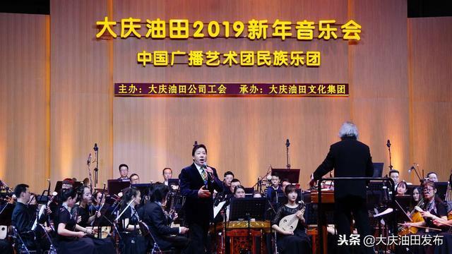 除了我的祖国还有哪些爱国歌曲