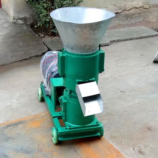 小型饲料颗粒机500元贵州玉米秸秆颗粒机小型秸秆粉碎机视频