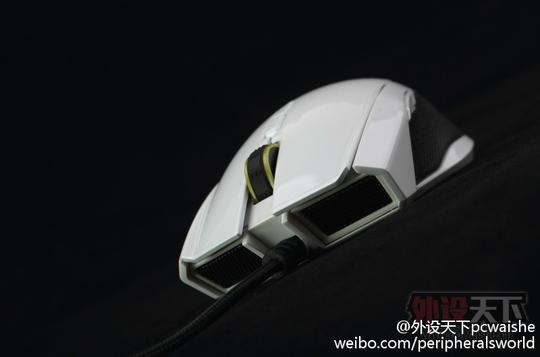 外设达人秀#【阿酷】致命毒液的诱惑-----雷蛇白太攀仙途版http