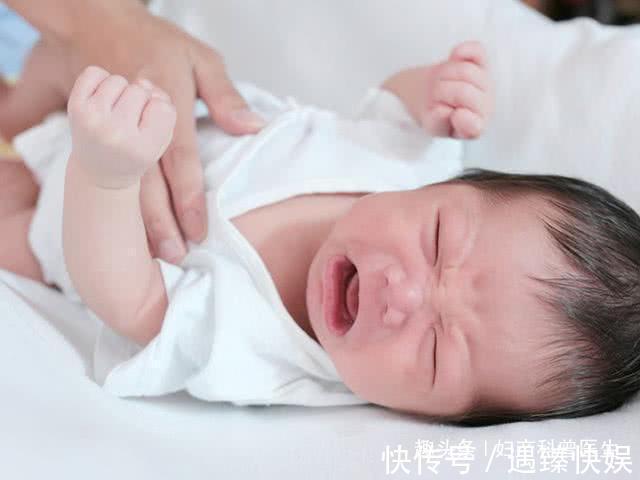 孩子积食了会有哪些表现呢