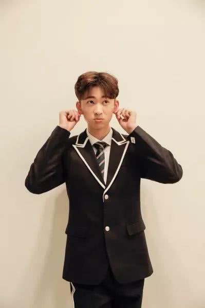 《青春好样的》:侯朋岩——少年初长成,自在恰如风