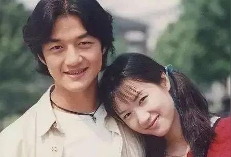 他也曾经是一代人的青春偶像,他和徐静蕾主演的《将爱情进行到底》是8