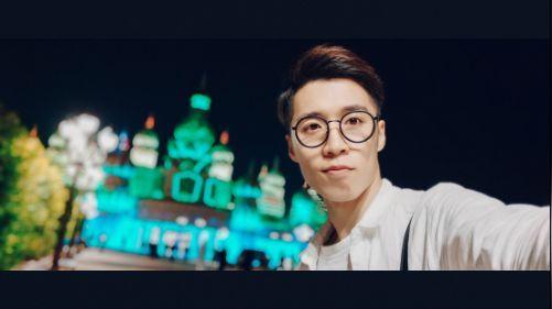 同样是旅拍这个摄影师在迪拜仅用美图v6手机