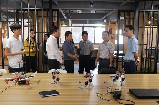 我校创新创业工作室入驻豫章一号参展