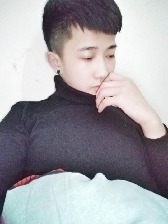 我为了开能开直播我又建了一个这个快手号被封了太多次开不了了就