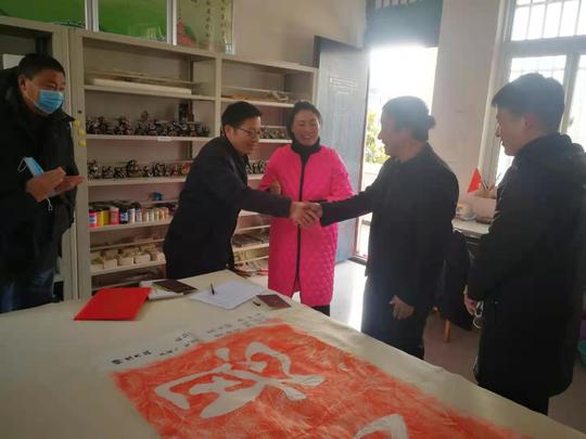 朱良孝调研残疾人培训机构和残疾人就业创业
