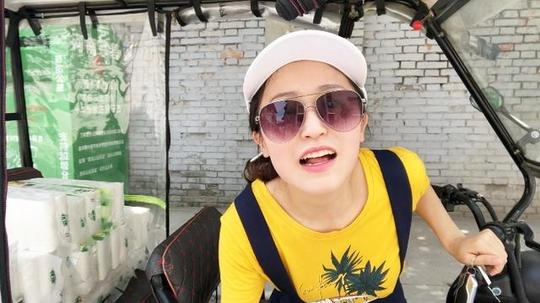 23岁小美女开店月入10万，创业两年了，为啥没攒到“一分钱”