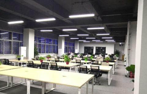 沣惠南路创业大厦交通便利大户型精装修是办公的首选
