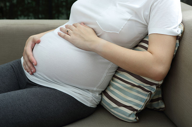 高龄孕妇如何避免胎停和自然流产