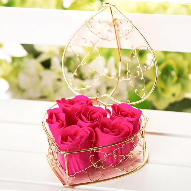 妇女节收到礼物怎么发朋友圈说说