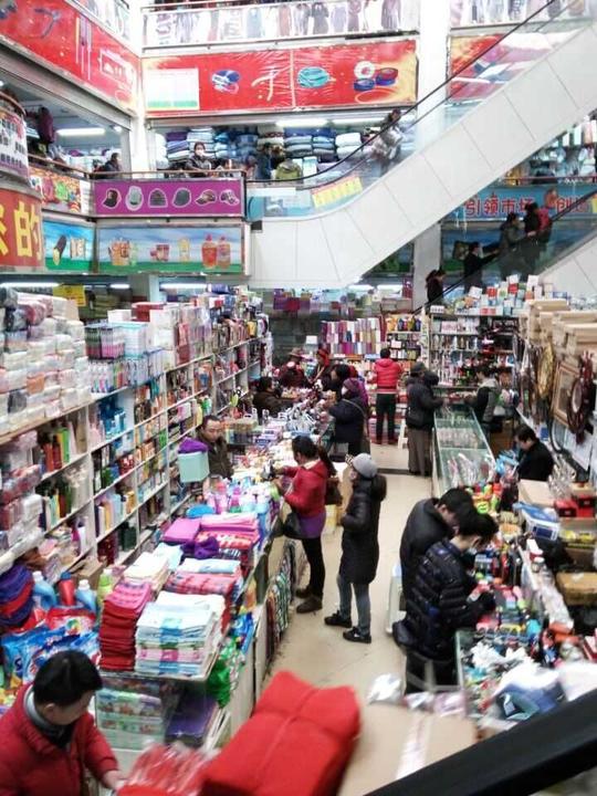 置办年货拉萨市冲赛康每天客流量近2万人