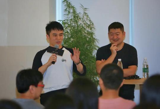 创业八年，靠刷机起家，他将“一杯奶茶”卖出了160亿估值