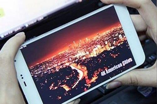 在目前720p,1080p分辨率为主流的手机时代,这些视频带给我们的观影