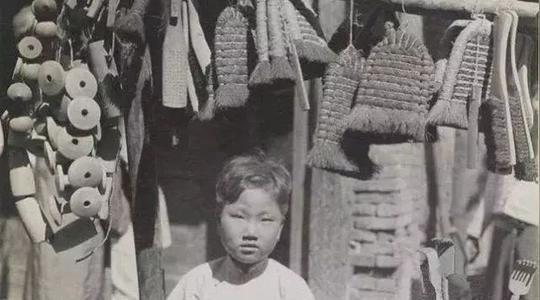 100年前的北京地摊老照片,了解他们的"生意经"