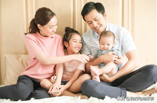 我的电商故事:80后宝妈在淘宝做定制服装，在武汉三年买三套房