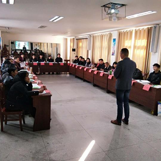太湖县技工学校syb创业培训四期四班11月27日顺利开班