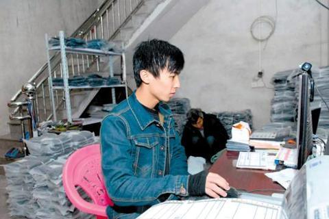 揭阳军埔村一年变身"亿元电商村"淘宝店超3000家