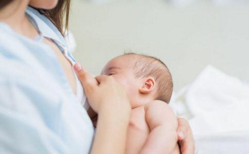 宝宝吃母乳上火怎么回事