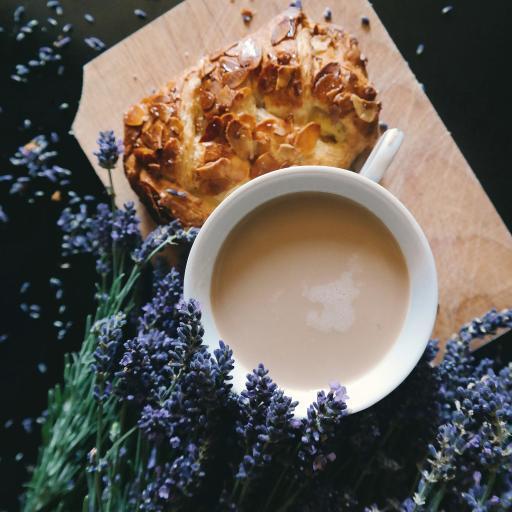 熏衣草香味奶茶面包