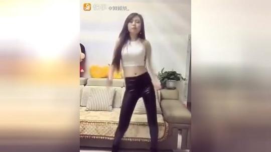 快手美女社会摇