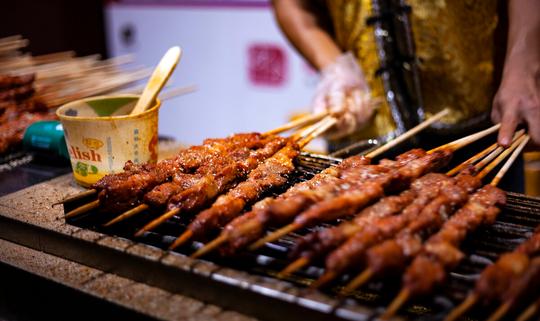 开个烧烤店需要多少钱-九州醉餐饮网