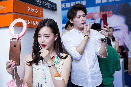 抖音平台客服介入能强行退团吗?怎么合理操作
