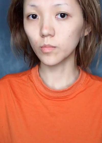 小姐姐抖音变妆“双重曲”,看到第一个妆容网友就是平时的我!
