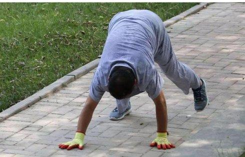 宝宝爬行有什么好处要如何训练