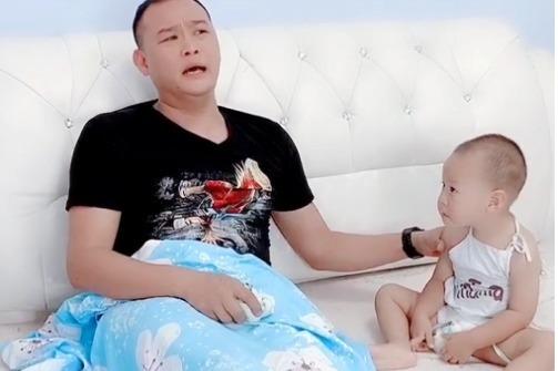 表演|戏精奶爸成功把娃“哄”哭，娃:我信你个鬼，你个糟老头子坏得很