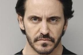 查尔斯&middot;梅祖